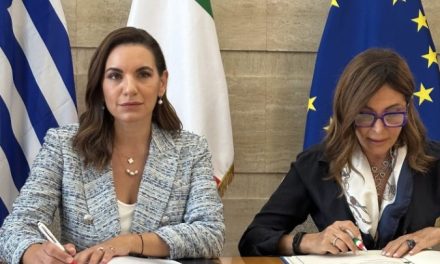 Πρωτόκολλο συνεργασίας Ελλάδας – Ιταλίας στον τουρισμό υπέγραψε η Όλγα Κεφαλογιάννη στη Ρώμη