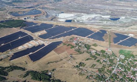 Όμιλος ΔΕΗ: Στο 90% η κατασκευή των φωτοβολταϊκών ισχύος 2,13 GW στη Δυτική Μακεδονία