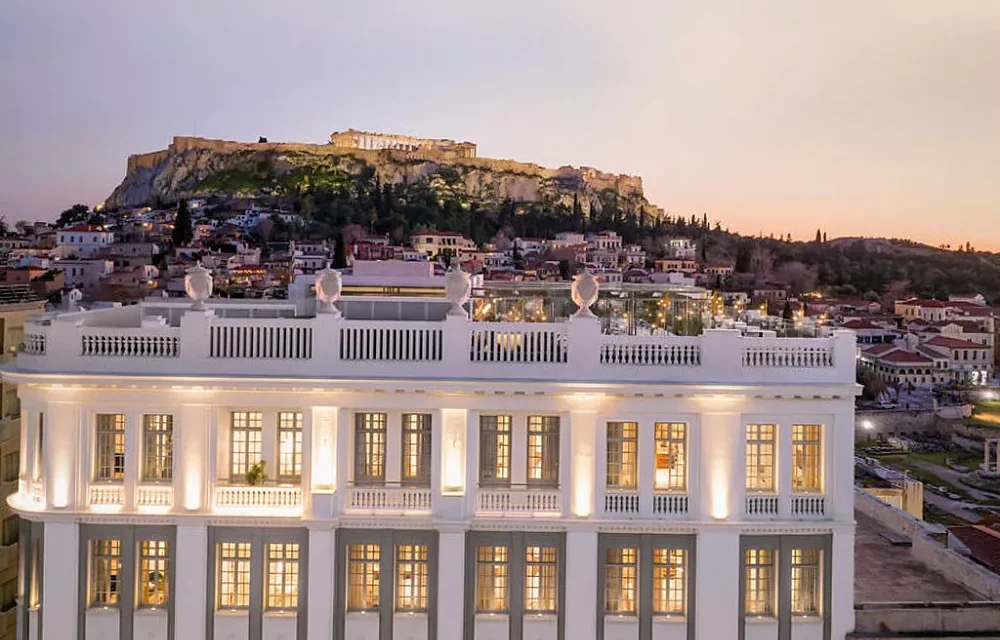 GRECOTEL: THE DOLLI Bag – Η νέα συλλεκτική δημιουργία της Marina Raphael και του THE DOLLI