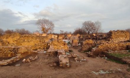 Αποκαθίσταται και αναδεικνύεται ο περίκεντρος ναός, στη Μαξιμιανούπολη