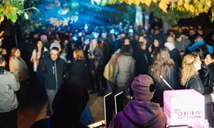 Μουσική και πάρτι σε όλη την Αθήνα, την παραμονή της Μεγαλύτερης Νύχτας του Χρόνου