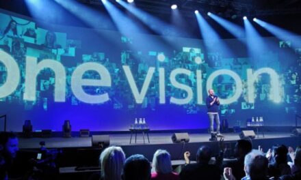 Η ΔΕΗ επανασχεδιάζει την εμπειρία του πελάτη