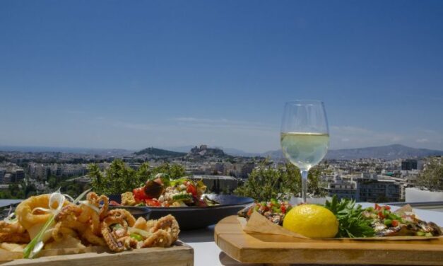 Συνεργασία ΕΟΤ – MICHELIN: Η ελληνική γαστρονομία στο διεθνές προσκήνιο με Αθήνα, Θεσσαλονίκη και Σαντορίνη στον Οδηγό MICHELIN 2026