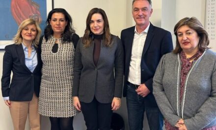 Επαφές της Υπουργού Τουρισμού στη Γαλλία με επίκεντρο τη στρατηγική συνεργασία στον τουρισμό