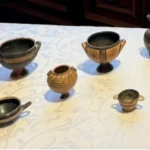 Επαναπατρίζονται εννέα αρχαία αγγεία: Από τη Βουδαπέστη στην αργολική γη