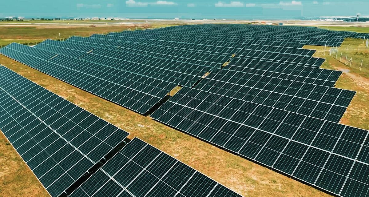 Στο αεροδρόμιο «Μακεδονία» το πρώτο φωτοβολταϊκό πάρκο περιφερειακού αεροδρομίου στη χώρα