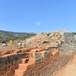 Ολοκληρώνονται τα έργα αποκατάστασης και ανάδειξης της ακρόπολης της Αρχαίας Πέλιννας