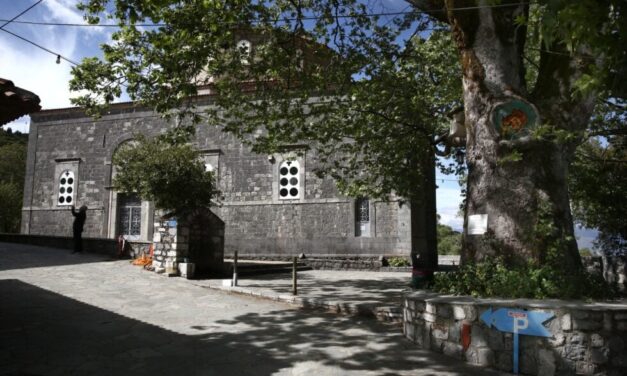 Ένα από τα πιο ορεινά και αυθεντικά ορεινά χωριά της Αρκαδίας που στέκεται ακίνητο απέναντι στον χρόνο