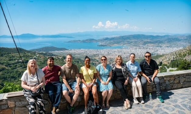 Ολλανδοί και Βέλγοι τουρ οπερέιτορ ανακαλύπτουν την αυθεντική Ελλάδα