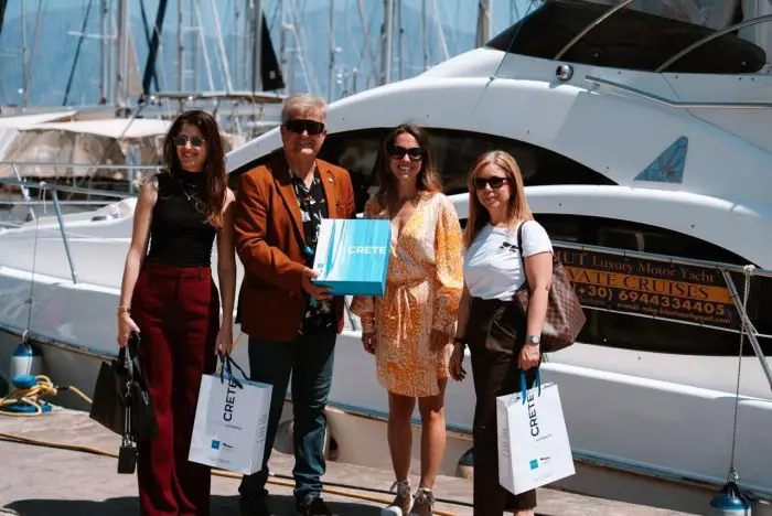 Δημοφιλείς bloggers προβάλλουν την Ανατολική Κρήτη και τη Θάσο στις Κάτω Χώρες