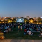 Full Moon Sleepover στο Πάρκο Σταύρος Νιάρχος: Σινεμά, παιχνίδια και yoga μέχρι το ξημέρωμα