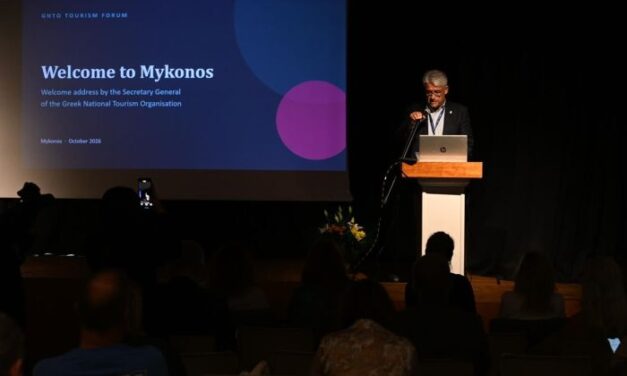 Santorini-Mykonos Tourism Forum: Στο επίκεντρο επιμήκυνση τουριστικής περιόδου, πολιτισμός, ποιότητα