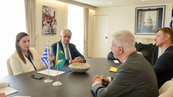 Συνάντηση Όλγας Κεφαλογιάννη με τον νέο πρέσβη της Βραζιλίας στην Ελλάδα με επίκεντρο κοινές δράσεις για τον τουρισμό